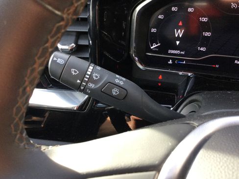 Used 2024 GMC Sierra 1500 SLE image 21