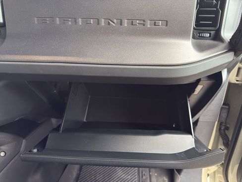 New 2025 Ford Bronco Big Bend w/ Black Diamond Package image 36