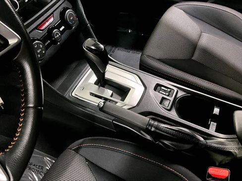 Used 2019 Subaru Crosstrek 2.0i Premium image 16