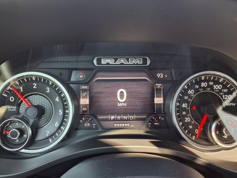 Used 2020 RAM 1500 Laramie image 9