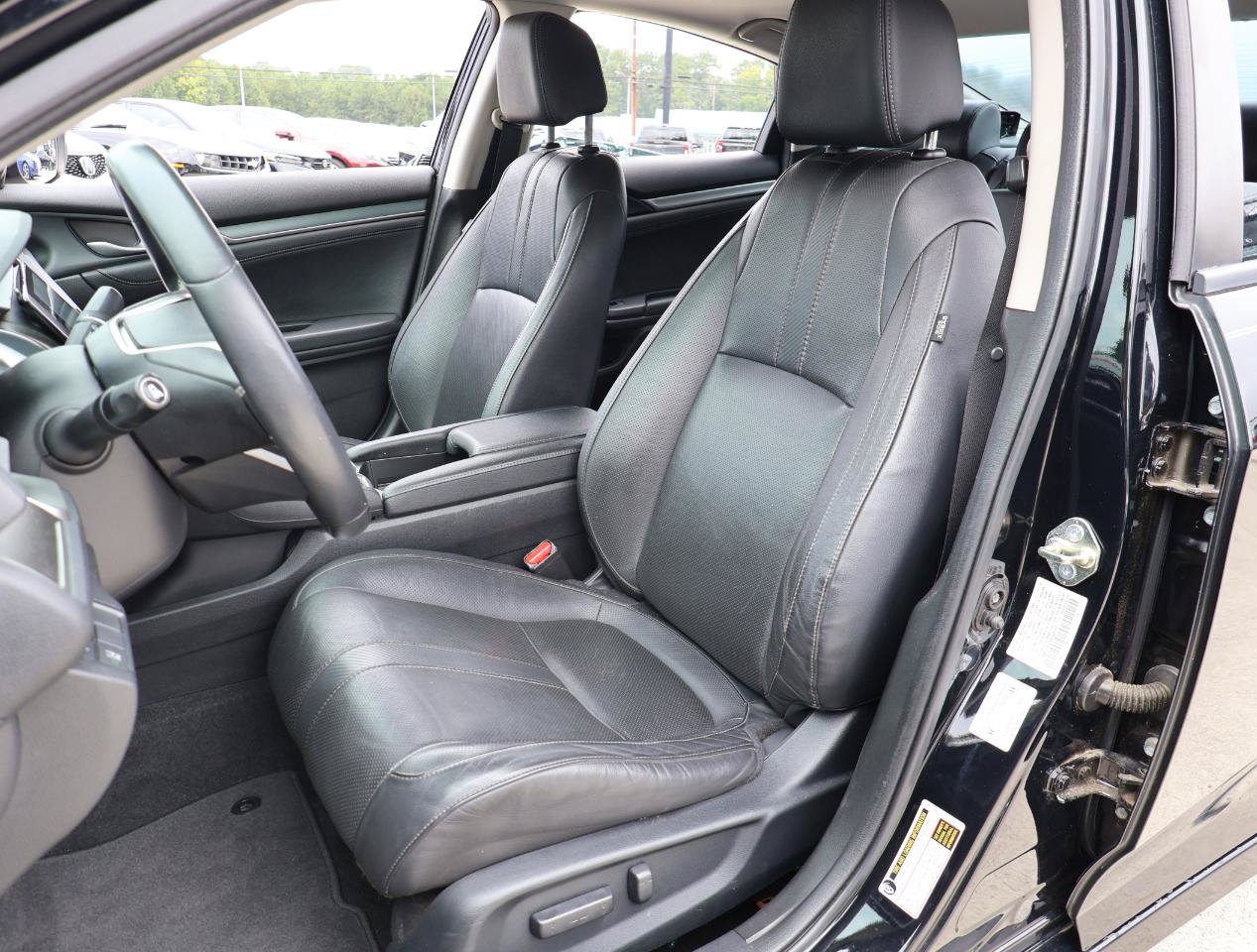 Used 2017 Honda Civic Touring image 14