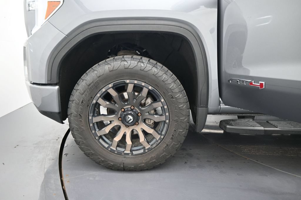 Used 2021 GMC Sierra 1500 AT4 w/ AT4 Premium Package AWD/4WD image 8