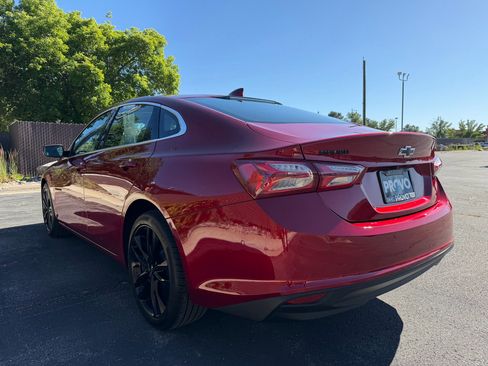 Used 2025 Chevrolet Malibu LT FWD image 7