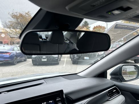 Used 2024 Toyota Camry LE image 27