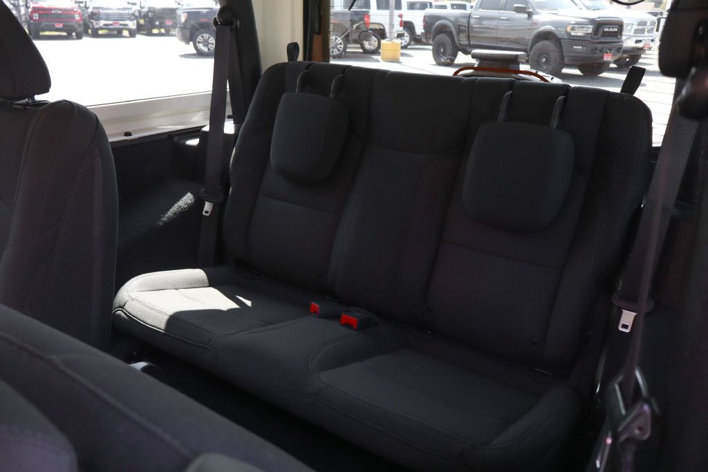 Used 2021 Jeep Wrangler Sport AWD/4WD image 20