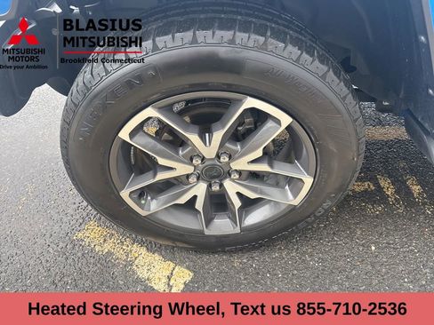 Used 2024 Jeep Wrangler Unlimited w/ Convenience Group image 31