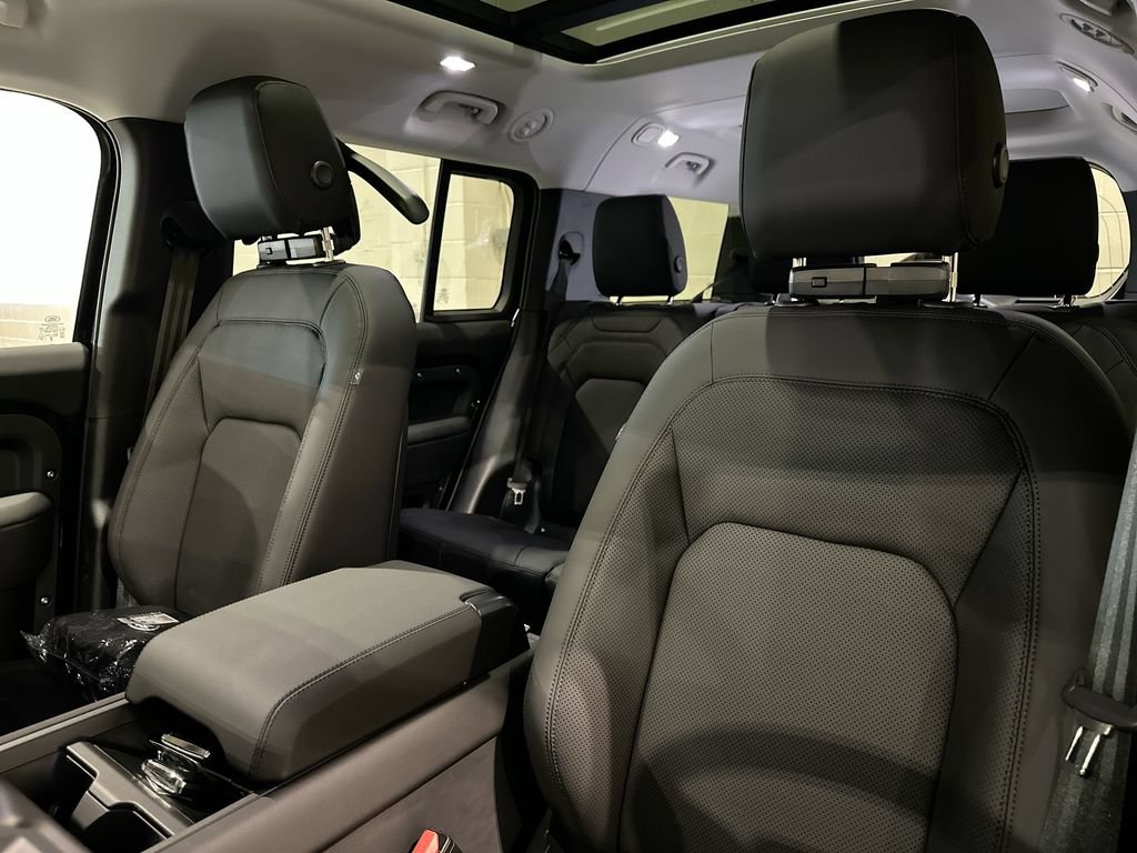 New 2026 Land Rover Defender 130 S AWD/4WD image 10