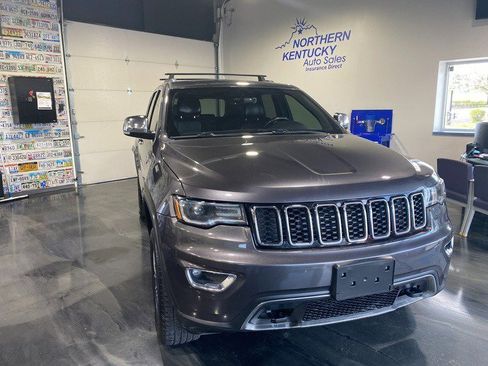 Used 2017 Jeep Grand Cherokee Limited w/ Luxury Group II image 1