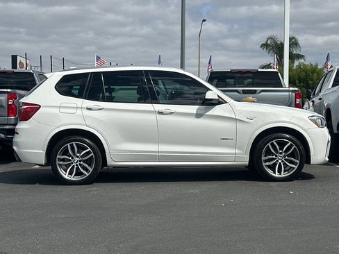 Used 2017 BMW X3 xDrive28i AWD/4WD image 4