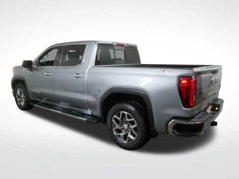 Used 2023 GMC Sierra 1500 SLT w/ SLT Premium Package AWD/4WD image 6