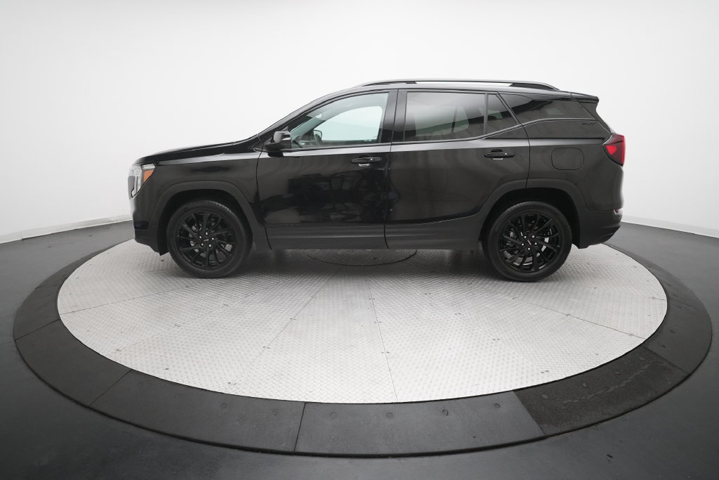 Certified 2024 GMC Terrain SLT w/ Elevation Edition AWD/4WD image 24