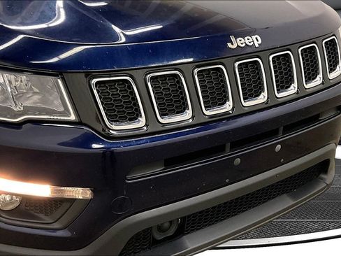 Used 2019 Jeep Compass Latitude w/ Popular Equipment Group AWD/4WD image 32