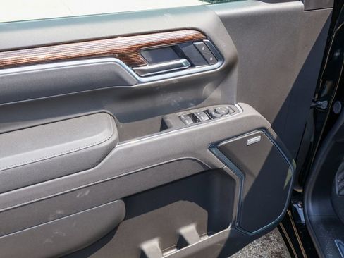 New 2026 GMC Sierra 1500 Elevation AWD/4WD image 8