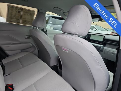 Certified 2024 Hyundai Kona SEL FWD image 16