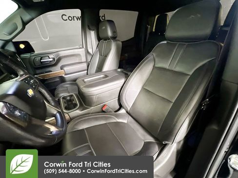 Used 2022 Chevrolet Silverado 1500 High Country w/ Technology Package image 24