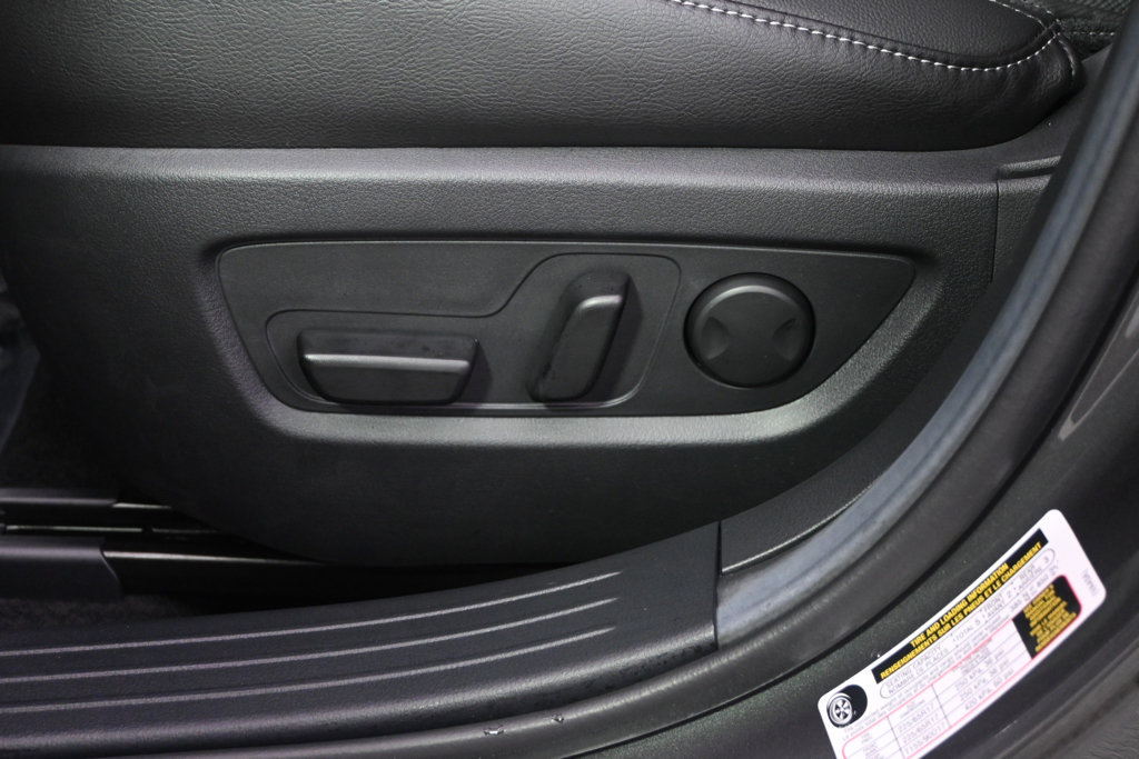Used 2025 MAZDA CX-50 AWD 2.5 S w/ Weather Package image 14