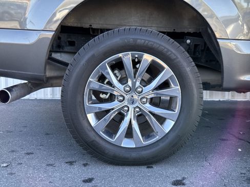 Used 2017 Ford F150 XLT w/ Equipment Group 302A Luxury image 29