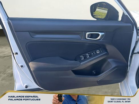 Used 2023 Honda Civic Sport image 10