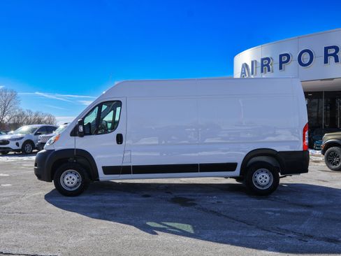 Used 2021 RAM ProMaster 2500 image 2