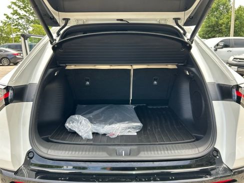 Certified 2025 Acura ADX A-Spec FWD image 23