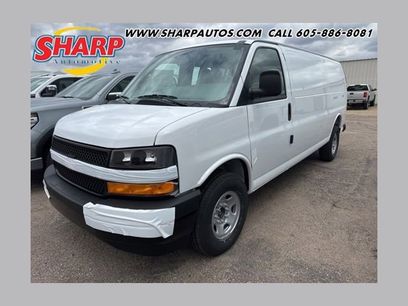 New 2026 Chevrolet Express 3500 Extended