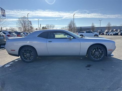 Used 2021 Dodge Challenger GT w/ Plus Package image 12