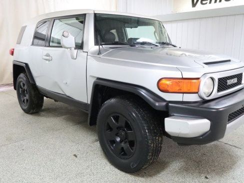 Used 2007 Toyota FJ Cruiser 4WD image 5