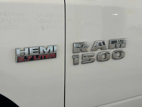 Used 2016 RAM 1500 Express RWD image 15
