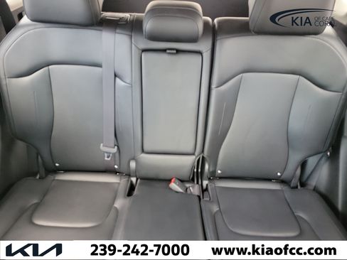 Certified 2024 Kia Sportage EX FWD image 30