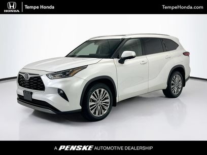 Used 2023 Toyota Highlander Platinum