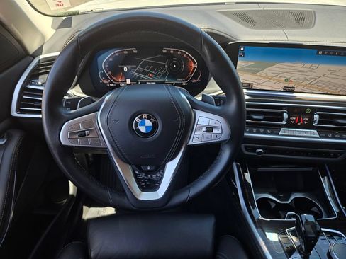 Used 2021 BMW X7 xDrive40i AWD/4WD image 18