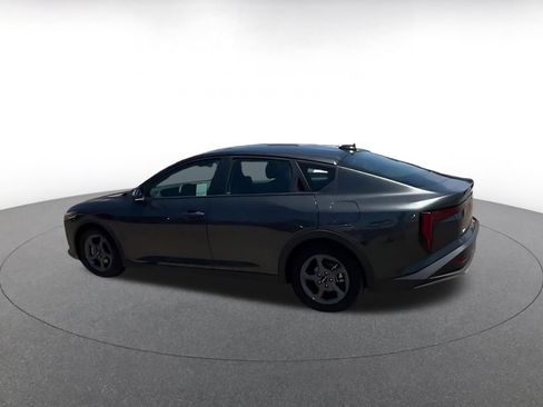Used 2025 Kia K4 FWD image 11