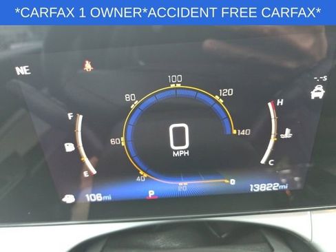 Used 2025 Chevrolet Trax LT w/ LT Convenience Package FWD image 29