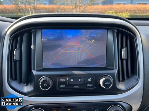 Used 2015 GMC Canyon SLE image 28