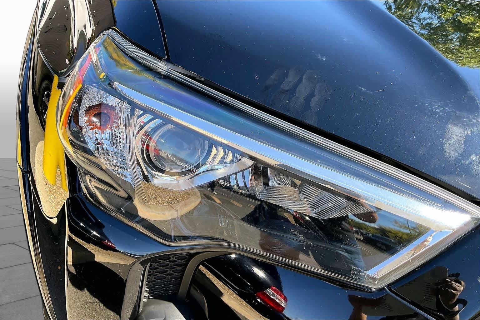 Used 2019 Toyota 4Runner TRD Off-Road Premium AWD/4WD image 27