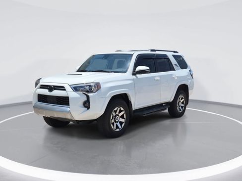 Used 2023 Toyota 4Runner TRD Off-Road Premium w/ Moonroof Package AWD/4WD image 4