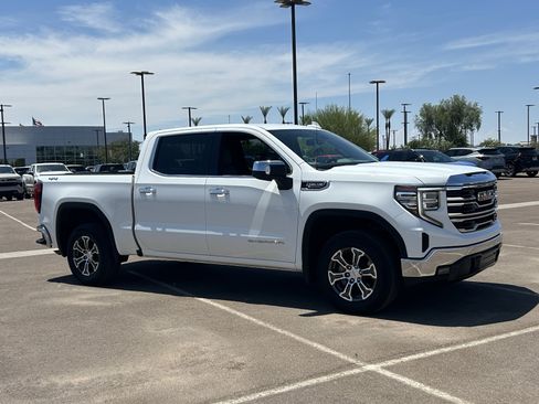 Certified 2025 GMC Sierra 1500 SLT AWD/4WD image 7