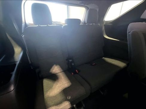 Used 2025 Chevrolet Traverse LT AWD/4WD image 27