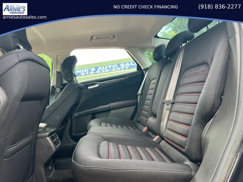 Used 2014 Ford Fusion SE FWD image 7