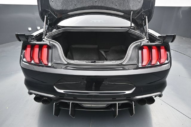 Used 2019 Ford Mustang GT Premium w/ Black Accent Package RWD image 9