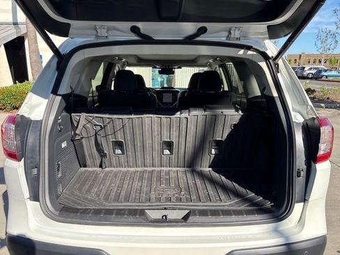 Used 2025 Subaru Ascent Touring w/ Popular Package #2 image 7