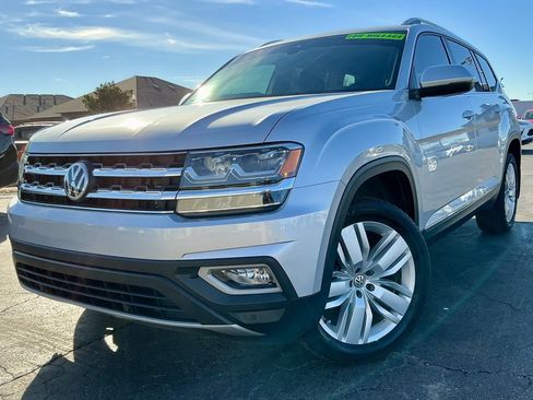 Used 2019 Volkswagen Atlas SEL image 3