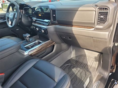 New 2026 GMC Sierra 1500 Elevation w/ Elevation Premium Package image 18