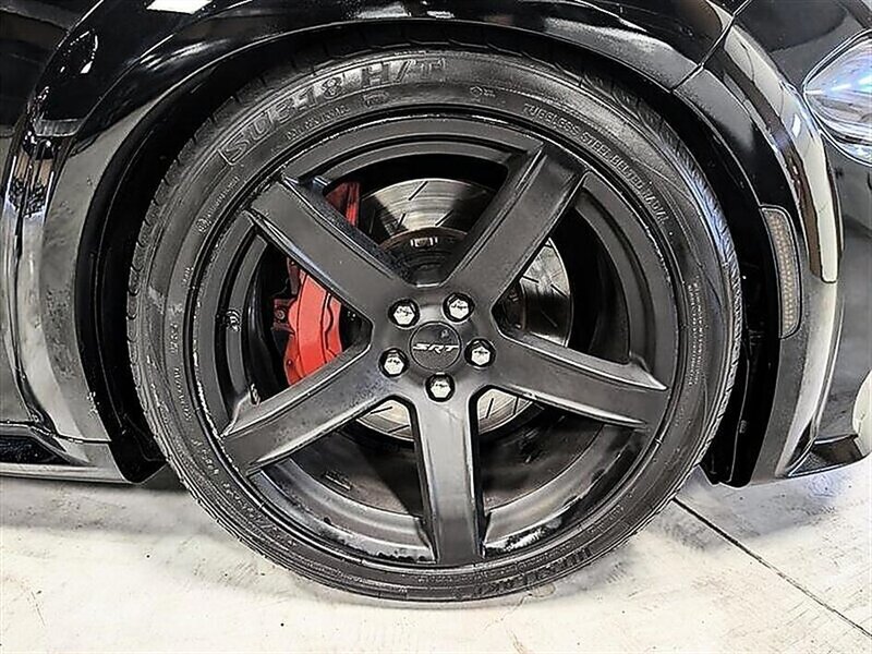 Used 2018 Dodge Charger SRT Hellcat w/ Harman/Kardon Audio Group RWD image 12