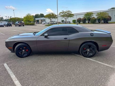 Used 2023 Dodge Challenger SXT RWD image 6