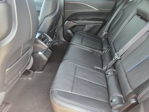 Used 2025 Cadillac Lyriq Sport AWD/4WD image 27