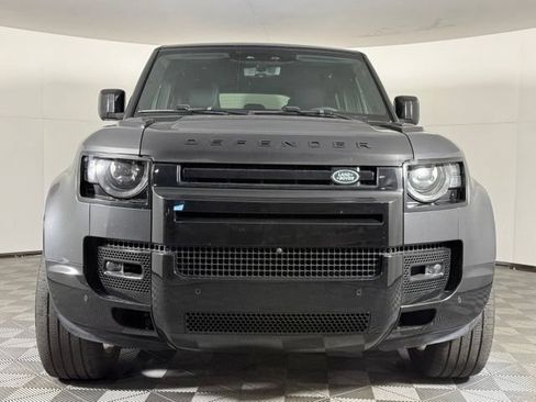 Used 2024 Land Rover Defender 110 X AWD/4WD image 12