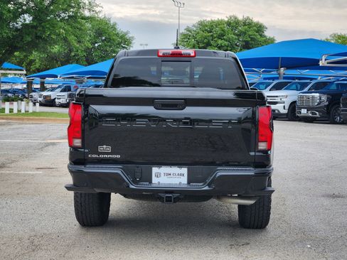 Used 2024 Chevrolet Colorado Z71 w/ Z71 Convenience Package 2 AWD/4WD image 33