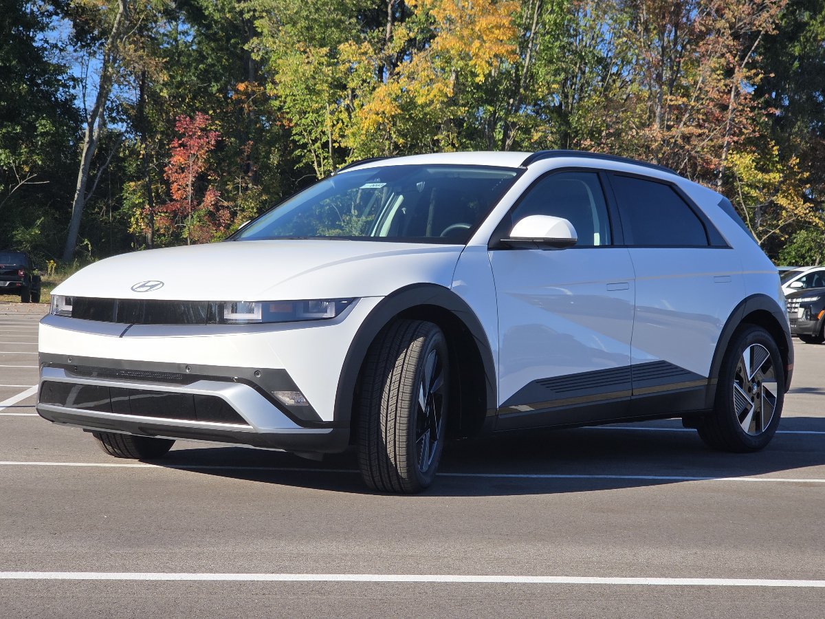 New 2027 Hyundai Ioniq 5 SEL AWD/4WD image 18