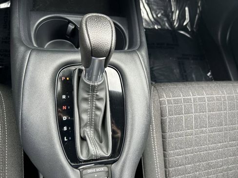 Certified 2023 Honda HR-V LX image 19